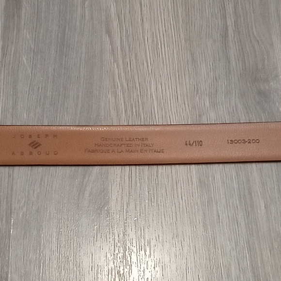 Men's JOSEPH ABBOUD Designer Leather Belt 44/110 (almost like New!) - Picture 4 of 9